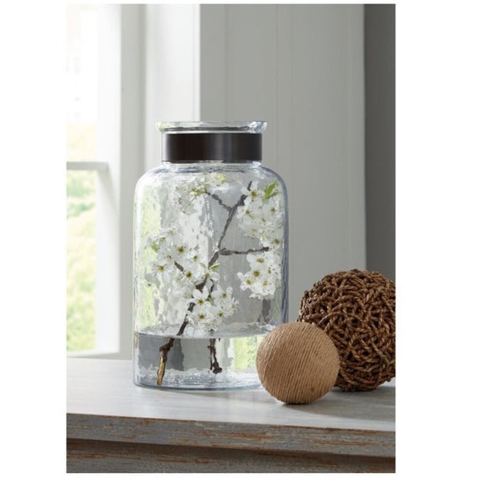 Lukasvale Small Vase, Clear Hammered Antiqued pewter-tone, NWT